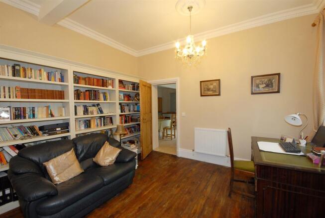 Lounge 2