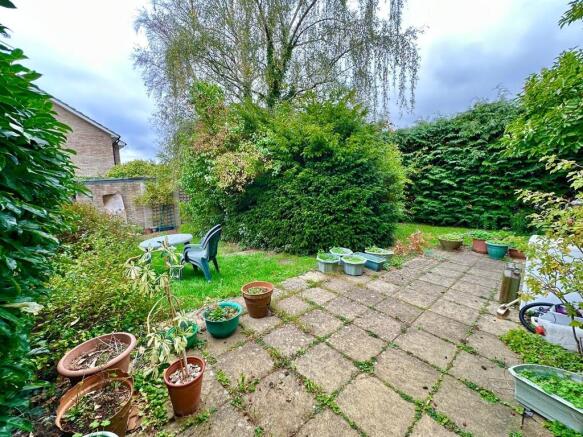 IMG-20251009-WA00...