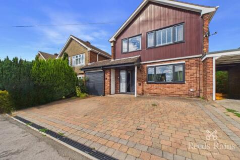 Rother Avenue, Brimington, Chesterfield, Derbyshire, S43