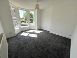 Flat A, 34, Sholebroke Mount, Potternewton, Leeds LS7 3HG