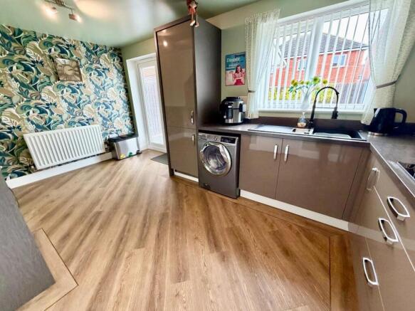 3 bed Detached for sale Image 4