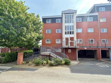 The Waterfront, Selby