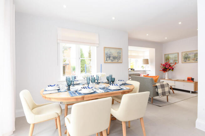 WMB - 9B - Sage (Stoneleigh) - Dining