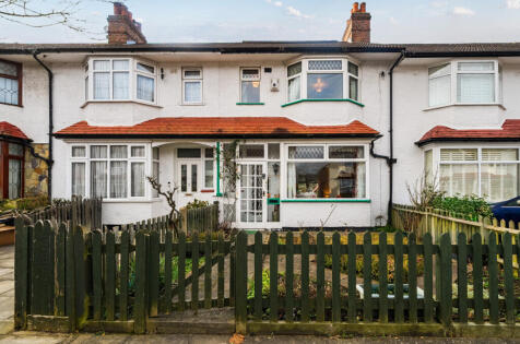 Woodland Way, Mitcham, CR4