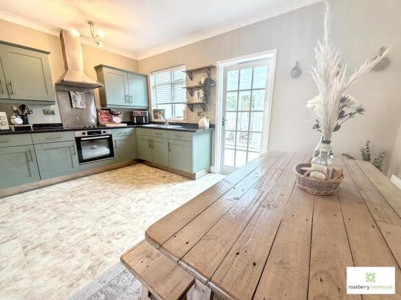 2 bed Terraced for sale Image 9