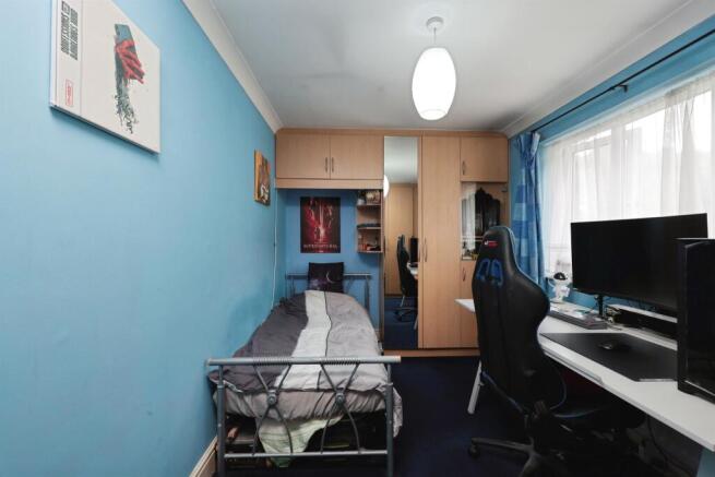 Photo 10