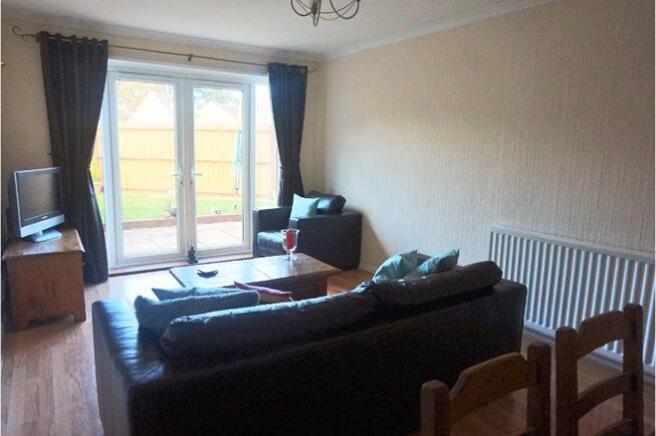 Lounge/Dining Room