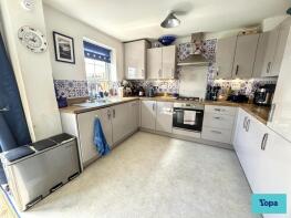 37, Exlana Drive, Highbridge TA9 3TN