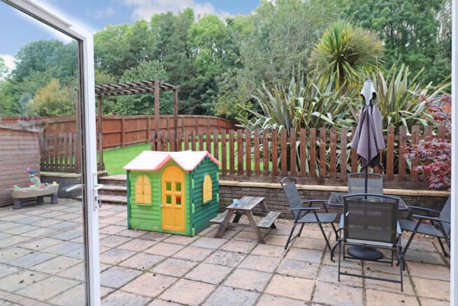 Rear patio.JPG