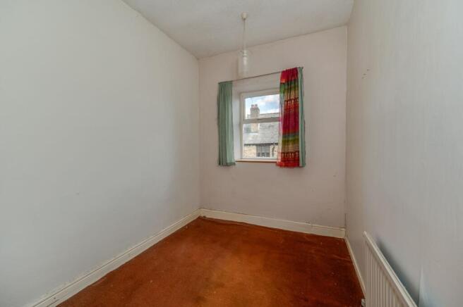 3 bed Terraced for sale Image 9