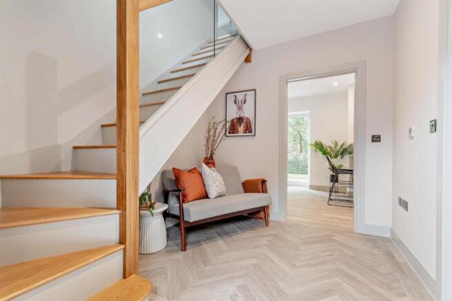 Malleson Road, Gotherington, Cheltenham photo 5