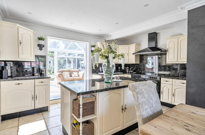 1325600-11-687a76...