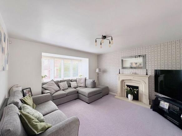 Langton Gardens, Branton, DN3 photo 4