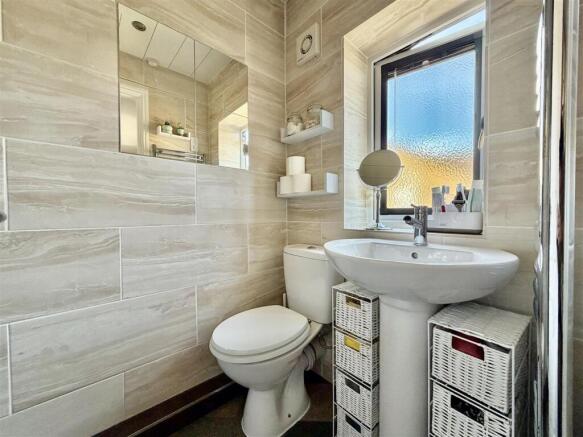 3 bed Detached for sale Image 10