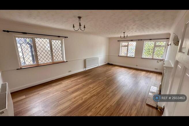 Lounge/ Diner- Room Size 6.78m x 4.16m