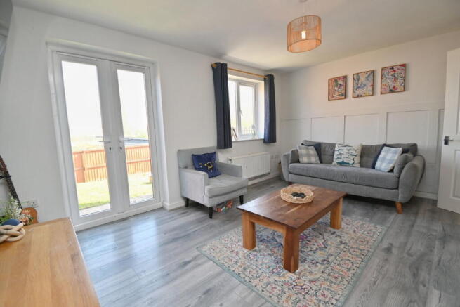 3 bed Town House for sale Image 7