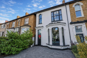 60, Cambridge Road, Southend-on-sea SS1 1ES