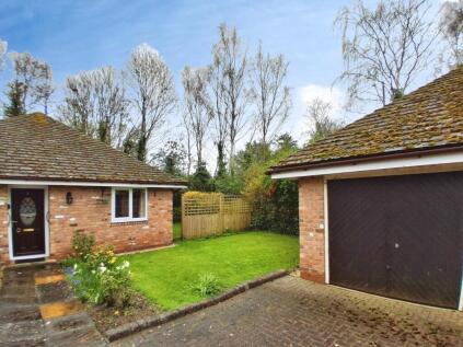 Avon Meadow Close, Stratford-upon-Avon
