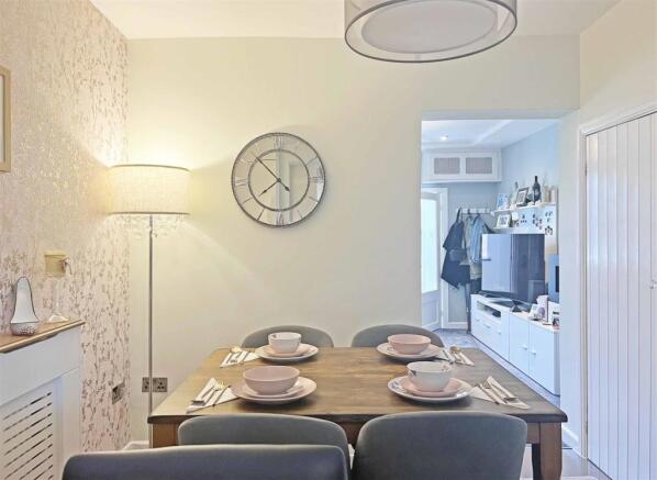 Dining Room.jpg