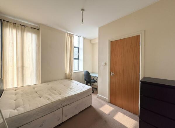 2 bed Apartment for sale Image 9