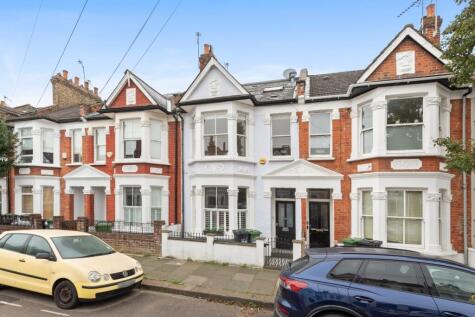Rowallan Road,
Munster Village, SW6