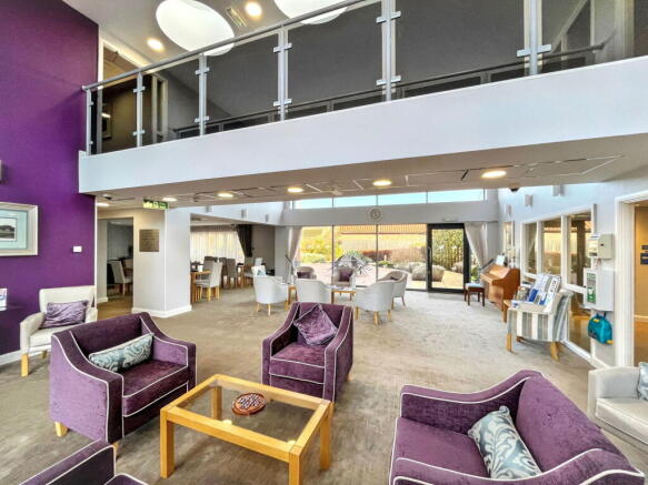 2 bed Apartment for sale Image 11