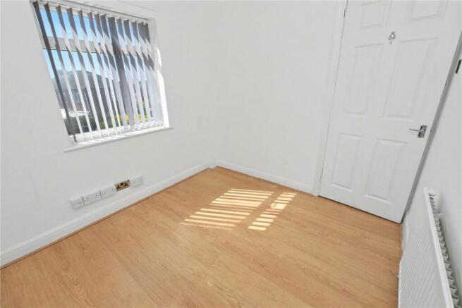 3 bed Semi-Detached for sale Image 6