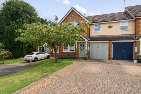 Trenthams Close, Purley on Thames, Reading, Berkshire, RG8