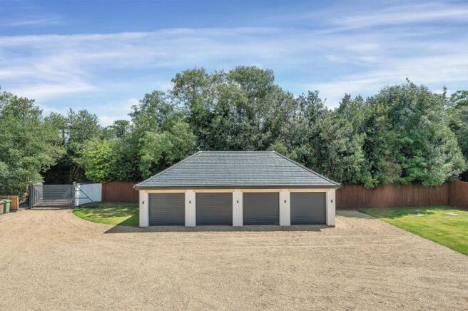 Triple Garage