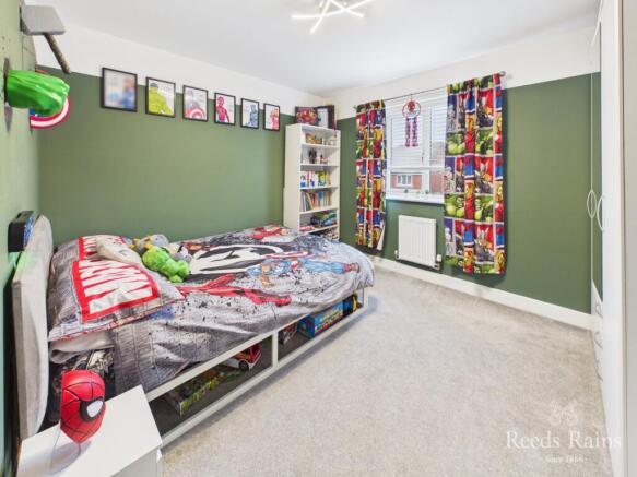 4 bed Detached for sale Image 10