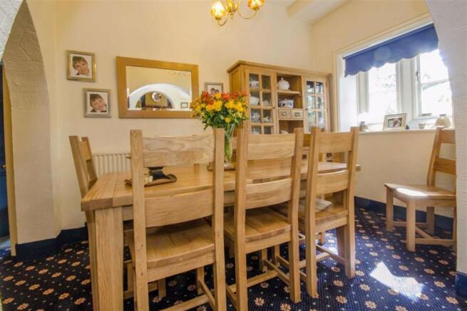 BREAKFAST ROOM