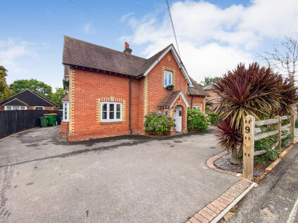 St Johns Road, Hedge End, Southampton