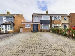 73, Courtfield Avenue, Lordswood, Chatham ME5 8QD