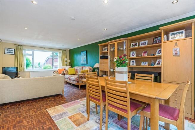 Sitting Dining Room