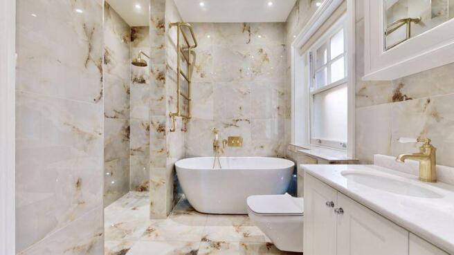 master ensuite