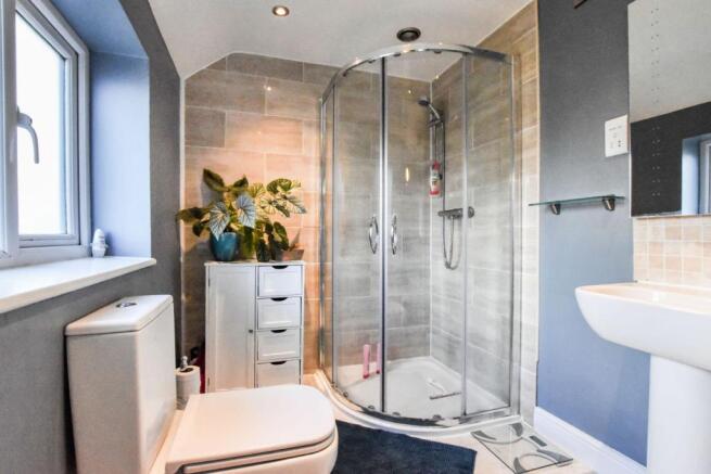 Master En-suite