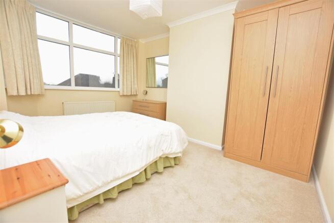 Bedroom 2.JPG
