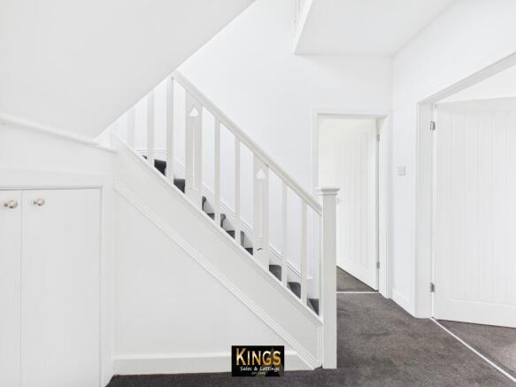 3 bed Semi-Detached for sale Image 6