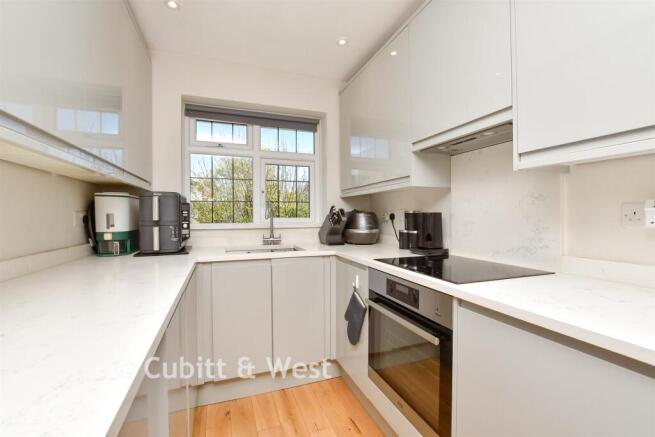 Kitchen / Lounge / Diner