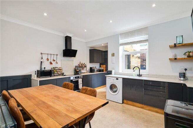 Kitchen/ Dining