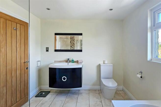 Main Bath Room