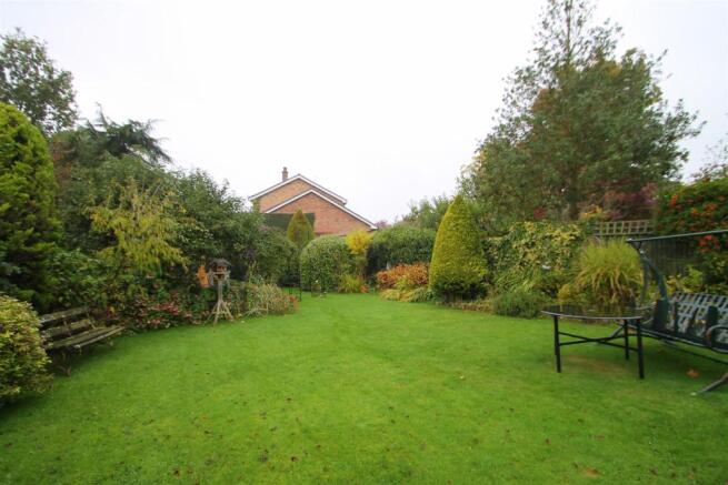 Garden 2.jpg