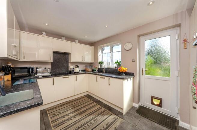 Beaumaris Drive, Llandudno, Conwy, LL30 photo 4
