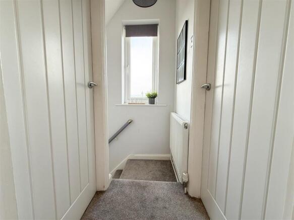 FIRST FLOOR LANDING AND STAIRS