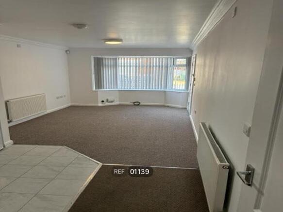 1 bed Apartment to rent Image 5