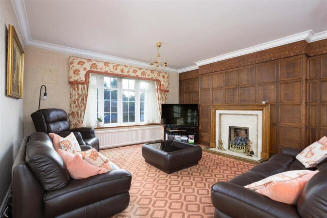 Sandmoor Green, Alwoodley photo 2