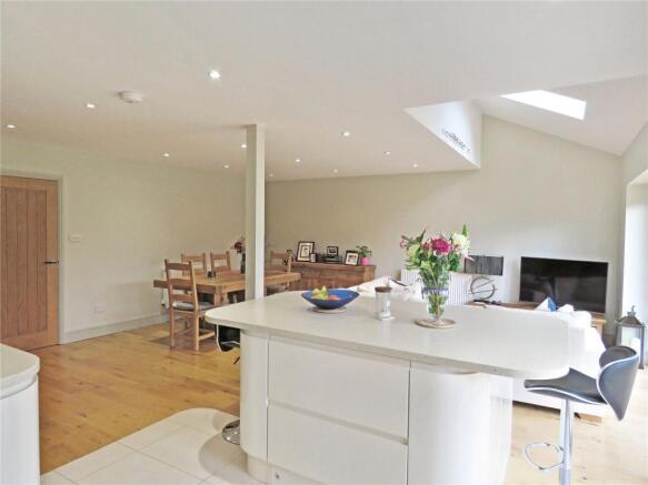 Kitchen 4