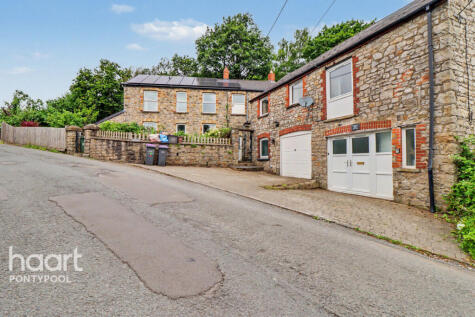 Pentrepiod Road, Pontypool