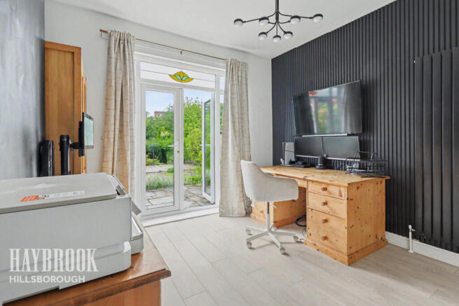 3 bed Detached for sale Image 8