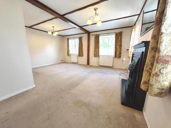 California country park homes, Finchampstead, Berkshire photo 4